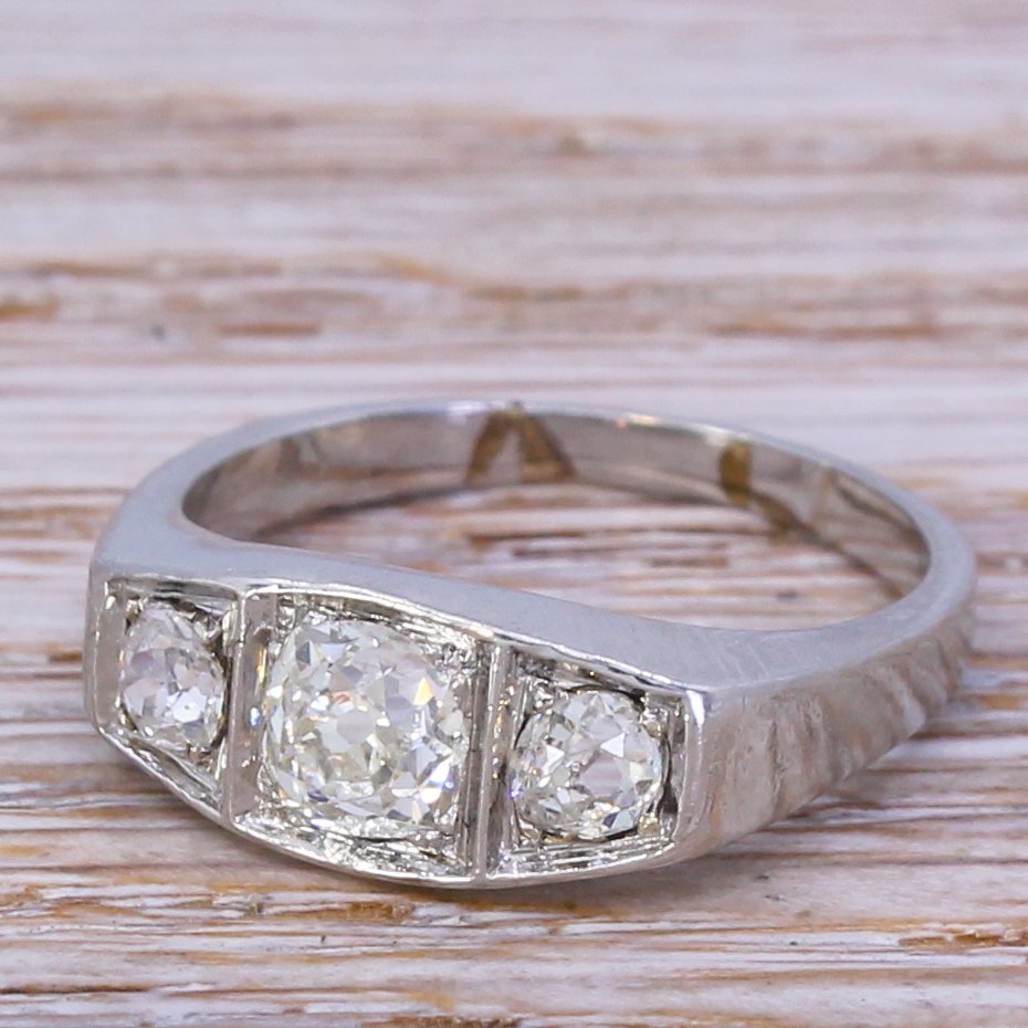 Vintage Platinum and Diamond Solitaire Engagement Ring – Fetheray